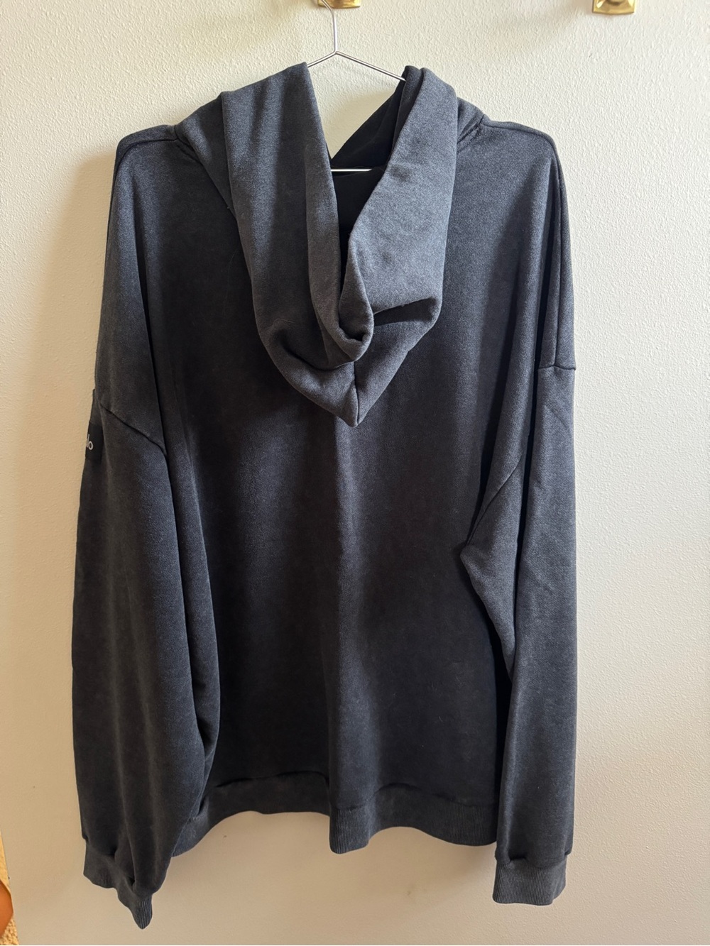 ALO Chill Vintage Wash Hoodie - Size XL - Picture 4 of 4